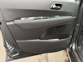 Peugeot 3008 1.6 e-HDi Allure EGC Euro 5 (s/s) 5dr