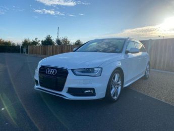 Audi A4 Avant 2.0 TFSI S line Estate 5dr Petrol Multitronic Euro 5 (s/s) (211 