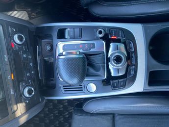 Audi A4 Avant 2.0 TFSI S line Estate 5dr Petrol Multitronic Euro 5 (s/s) (211 