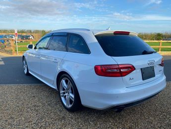 Audi A4 Avant 2.0 TFSI S line Estate 5dr Petrol Multitronic Euro 5 (s/s) (211 