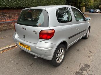 Toyota Yaris 1.3 VVT-i Colour Collection 3dr