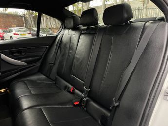 BMW 3 Series 2.0 320d M Sport Auto Euro 5 (s/s) 4dr