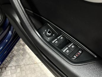 Audi A4 2.0 TDI 40 Sport S Tronic quattro Euro 6 (s/s) 4dr