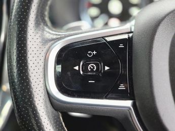 Volvo S90 2.0 D4 R-Design Auto Euro 6 (s/s) 4dr