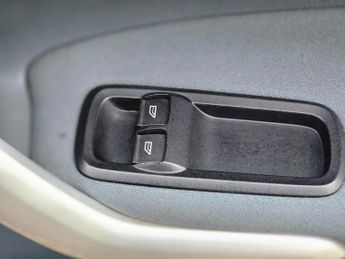 Ford Fiesta 1.4 Titanium 5dr