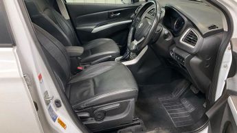 Suzuki SX4 S-Cross 1.6 SZ5 CVT Euro 6 5dr