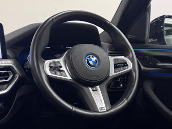 BMW iX3 iX3 M Sport Pro