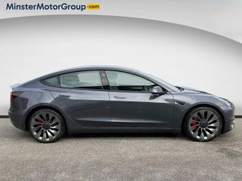 Tesla Model 3 PERFORMANCE AWD