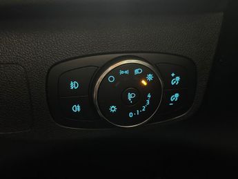 Ford Focus 1.0T EcoBoost ST-Line Euro 6 (s/s) 5dr