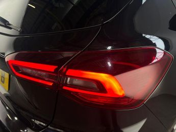 Ford Focus 1.0T EcoBoost ST-Line Euro 6 (s/s) 5dr