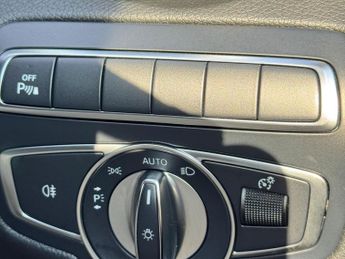 Mercedes-Benz C Class 4.0 C63 V8 BiTurbo AMG (Premium) Coupe 2dr Petrol SpdS MCT Euro 