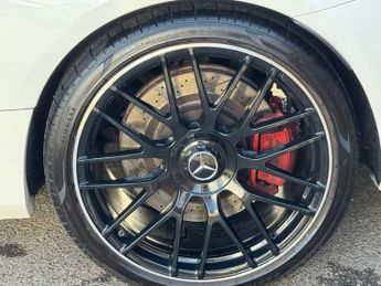 Mercedes-Benz C Class 4.0 C63 V8 BiTurbo AMG (Premium) Coupe 2dr Petrol SpdS MCT Euro 