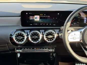 Mercedes-Benz CLA 1.3 CLA180 AMG Line (Premium Plus 2) Coupe 7G-DCT Euro 6 (s/s) 4