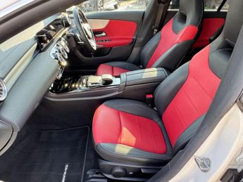 Mercedes-Benz CLA 1.3 CLA180 AMG Line (Premium Plus 2) Coupe 7G-DCT Euro 6 (s/s) 4