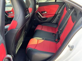 Mercedes-Benz CLA 1.3 CLA180 AMG Line (Premium Plus 2) Coupe 7G-DCT Euro 6 (s/s) 4