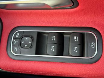 Mercedes-Benz CLA 1.3 CLA180 AMG Line (Premium Plus 2) Coupe 7G-DCT Euro 6 (s/s) 4