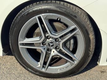 Mercedes-Benz CLA 1.3 CLA180 AMG Line (Premium Plus 2) Coupe 7G-DCT Euro 6 (s/s) 4