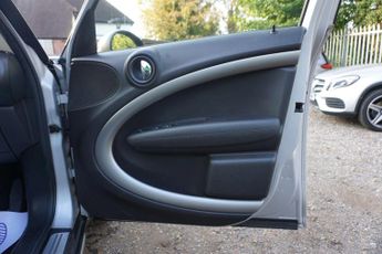 MINI Countryman 2.0 Cooper D Auto ALL4 Euro 5 5dr
