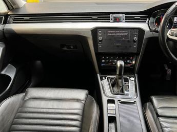Volkswagen Passat 1.4 TSI 13kWh GTE DSG Euro 6 (s/s) 5dr