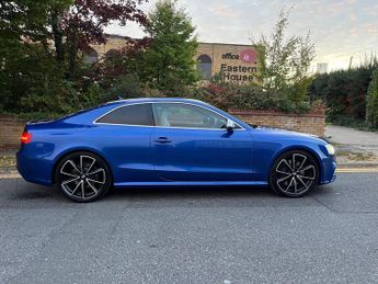 Audi RS5 4.2 FSI V8 S Tronic quattro Euro 5 2dr
