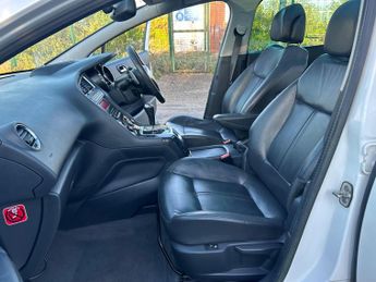 Peugeot 5008 1.6 e-HDi Allure EGC Euro 5 (s/s) 5dr