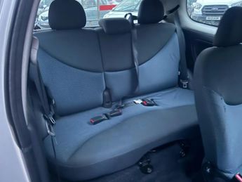 Toyota Yaris 1.3 VVT-i Colour Collection 3dr