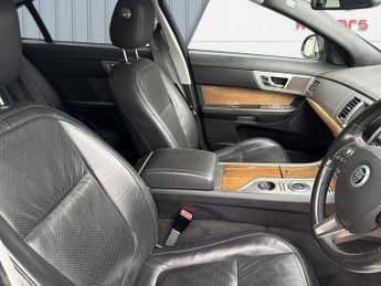 Jaguar XF 3.0d S V6 Premium Luxury Auto Euro 5 4dr