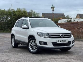 Volkswagen Tiguan 2.0 TDI BlueMotion Tech SE DSG 4WD Euro 5 (s/s) 5dr