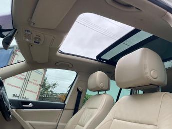 Volkswagen Tiguan 2.0 TDI BlueMotion Tech SE DSG 4WD Euro 5 (s/s) 5dr