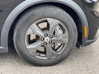 Ford Mustang Mach-E Standard Range 70kWh 5dr