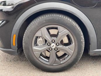 Ford Mustang Mach-E Standard Range 70kWh 5dr