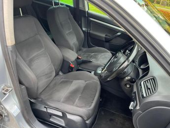 Volkswagen Golf 2.0 TDI Sportline DSG Euro 5 5dr