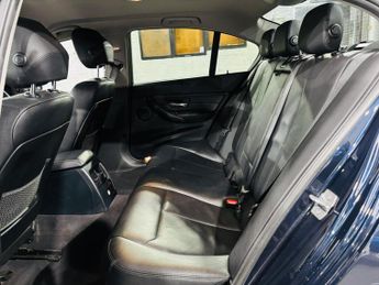 BMW 3 Series 2.0 320d Luxury Auto Euro 5 (s/s) 4dr