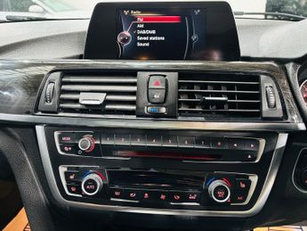 BMW 3 Series 2.0 320d Luxury Auto Euro 5 (s/s) 4dr