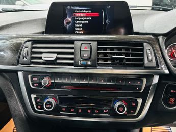 BMW 3 Series 2.0 320d Luxury Auto Euro 5 (s/s) 4dr