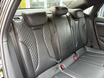 Audi RS3 2.5 TFSI S Tronic quattro Euro 6 (s/s) 4dr