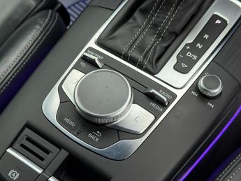 Audi RS3 2.5 TFSI S Tronic quattro Euro 6 (s/s) 4dr