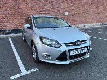 Ford Focus 1.6 Zetec Powershift Euro 5 5dr