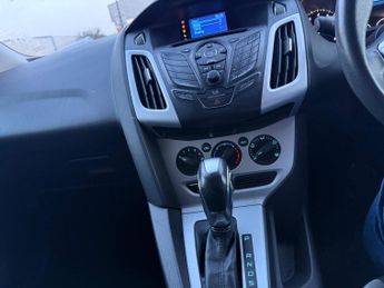Ford Focus 1.6 Zetec Powershift Euro 5 5dr