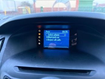 Ford Focus 1.6 Zetec Powershift Euro 5 5dr