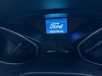 Ford Focus 1.6 Zetec Powershift Euro 5 5dr