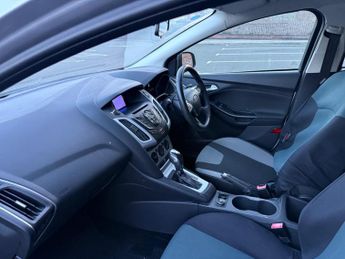 Ford Focus 1.6 Zetec Powershift Euro 5 5dr