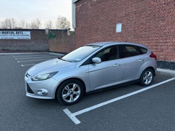 Ford Focus 1.6 Zetec Powershift Euro 5 5dr