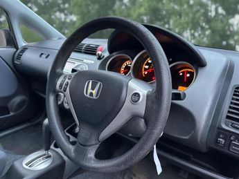 Honda Jazz 1.4 i-DSI SE CVT-7 5dr