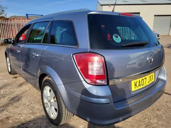 Vauxhall Astra 1.6i 16v Design Estate 5dr Petrol Manual (158 g/km, 113 bhp)