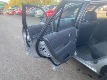 Mazda 323 1.3 LXi 5dr