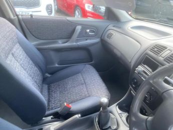 Mazda 323 1.3 LXi 5dr