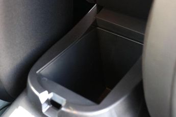 Nissan Juke 1.0 DIG-T Tekna DCT Auto Euro 6 (s/s) 5dr