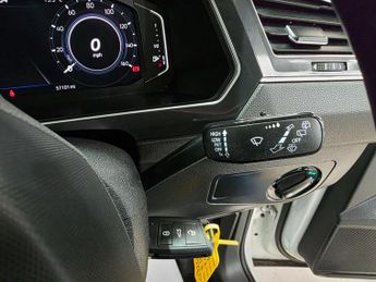 Volkswagen Tiguan 1.4 TSI 13kWh Life DSG Euro 6 (s/s) 5dr