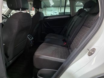 Volkswagen Tiguan 1.4 TSI 13kWh Life DSG Euro 6 (s/s) 5dr